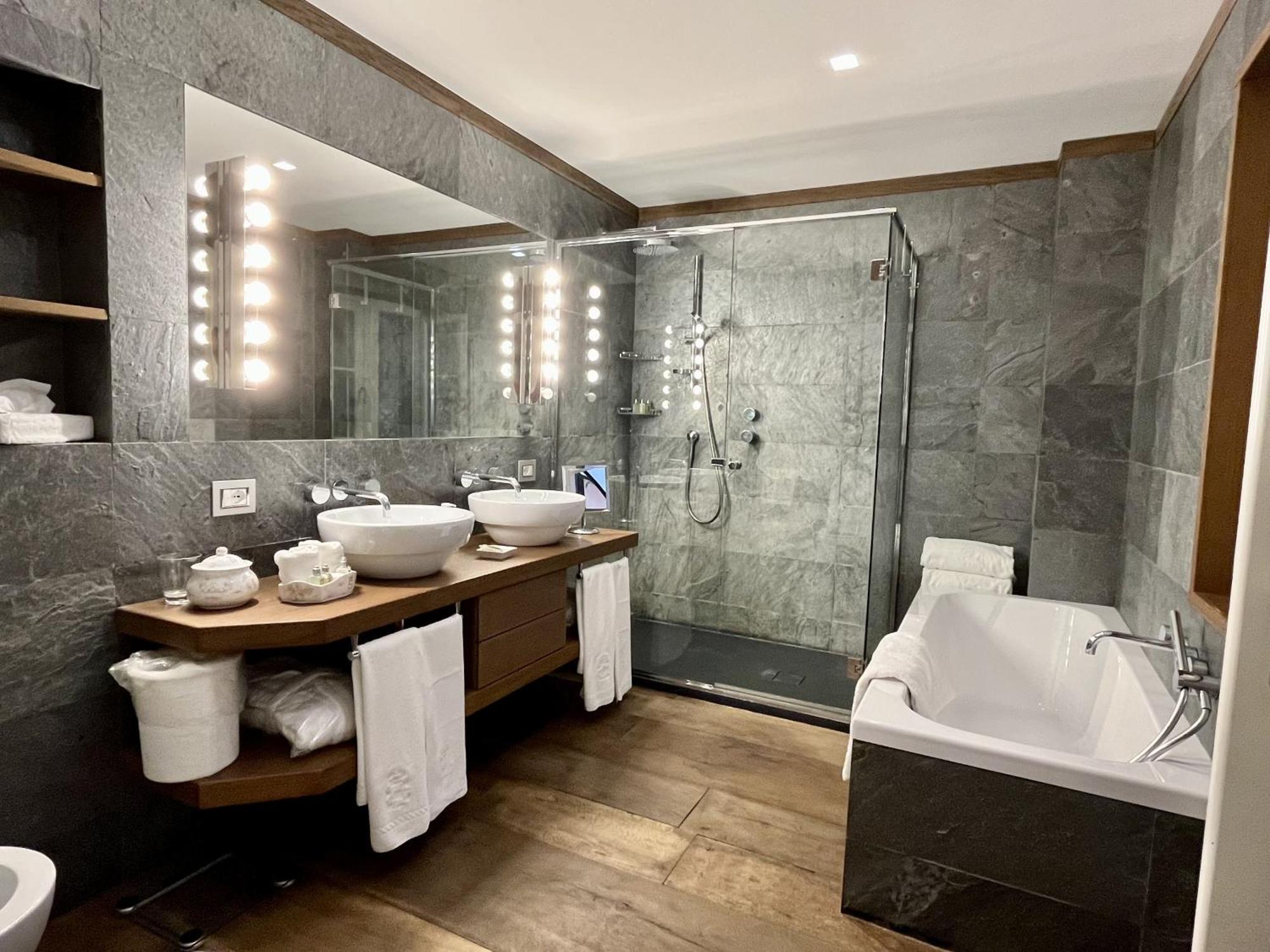 Spalletti Trivelli - Small Luxury Of The World Casa de hóspedes